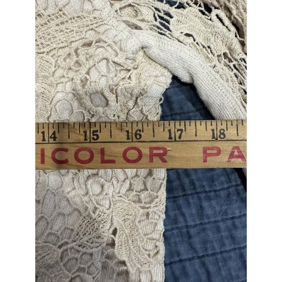 Free People Cream Long Sleeve Lace Overlay Round Neck Sweater Size XS - Picture 5 of 6